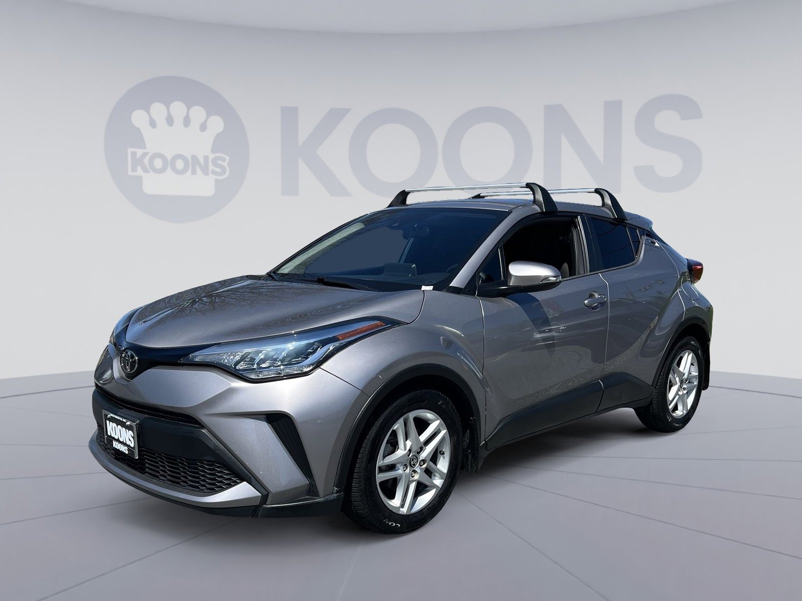 Used 2020 Toyota C-HR LE image 1