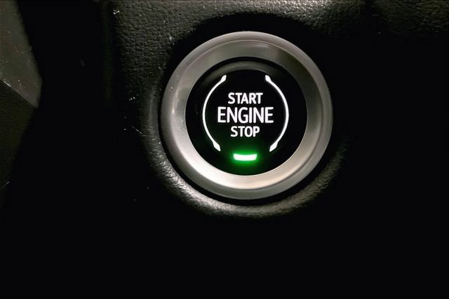 Used 2022 Chevrolet Tahoe 4WD image 33