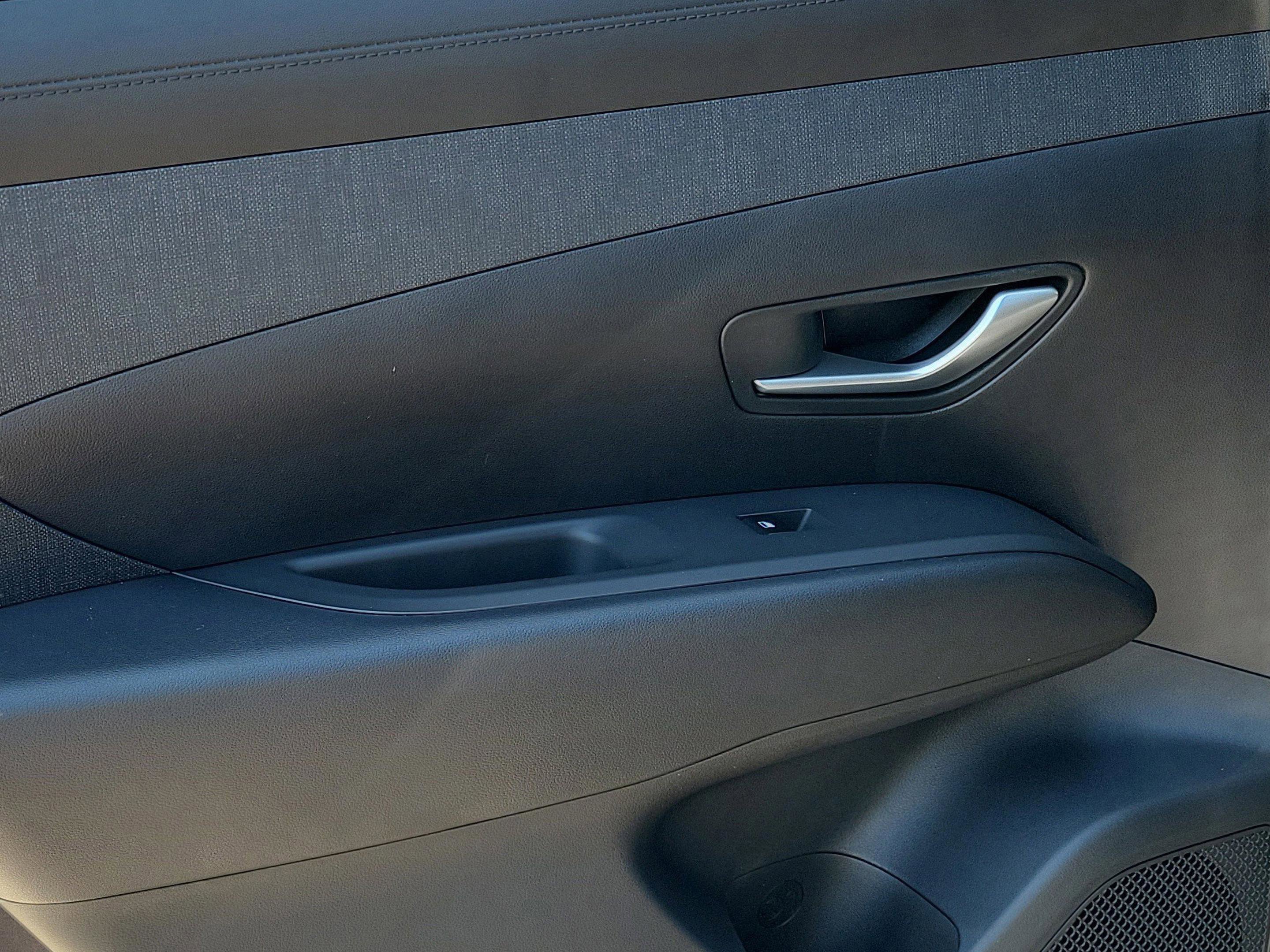 New 2026 Hyundai Tucson SEL image 11