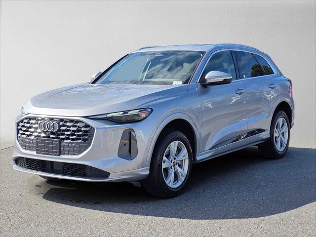 Used 2025 Audi Q5 Premium w/ Convenience Package AWD/4WD image 7