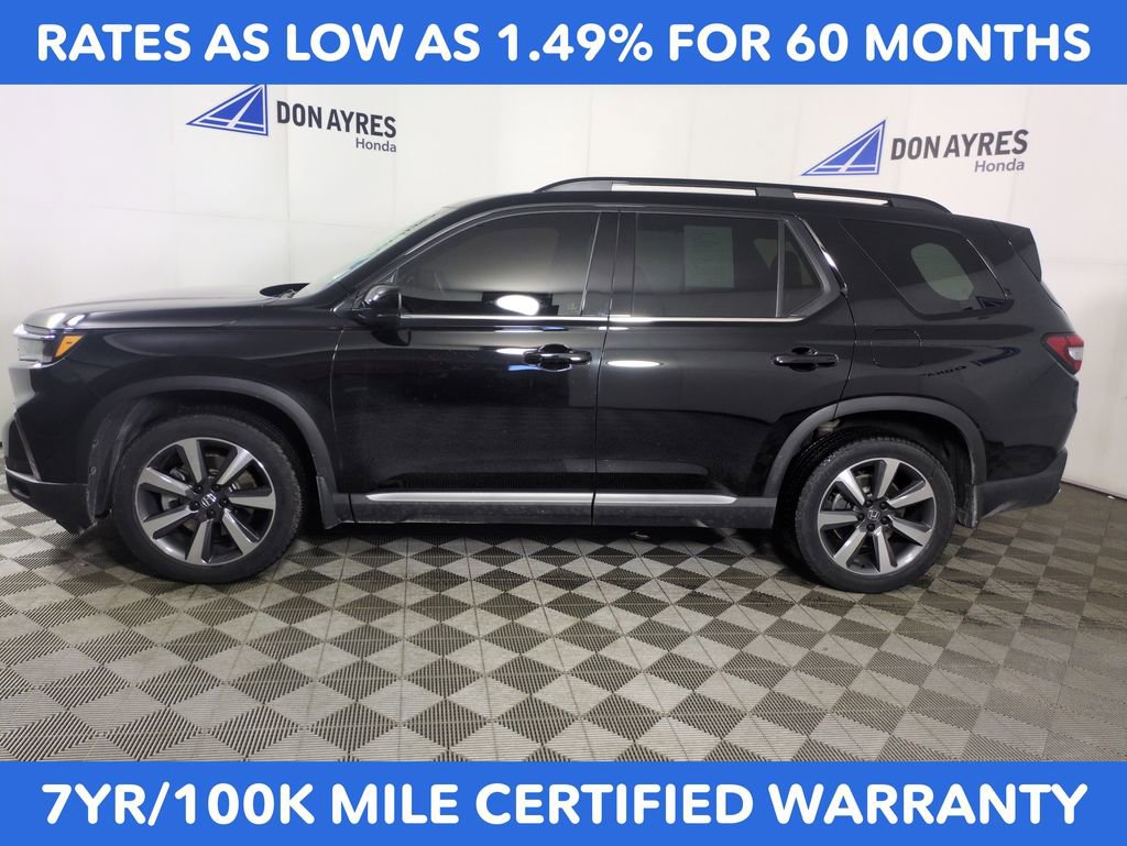 Certified 2024 Honda Pilot Touring image 2