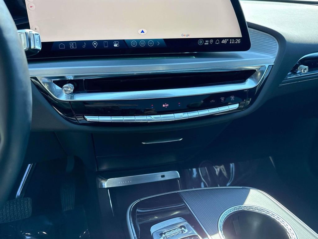 Used 2024 Cadillac Lyriq Luxury w/ LPO, Floor Liner Package image 9