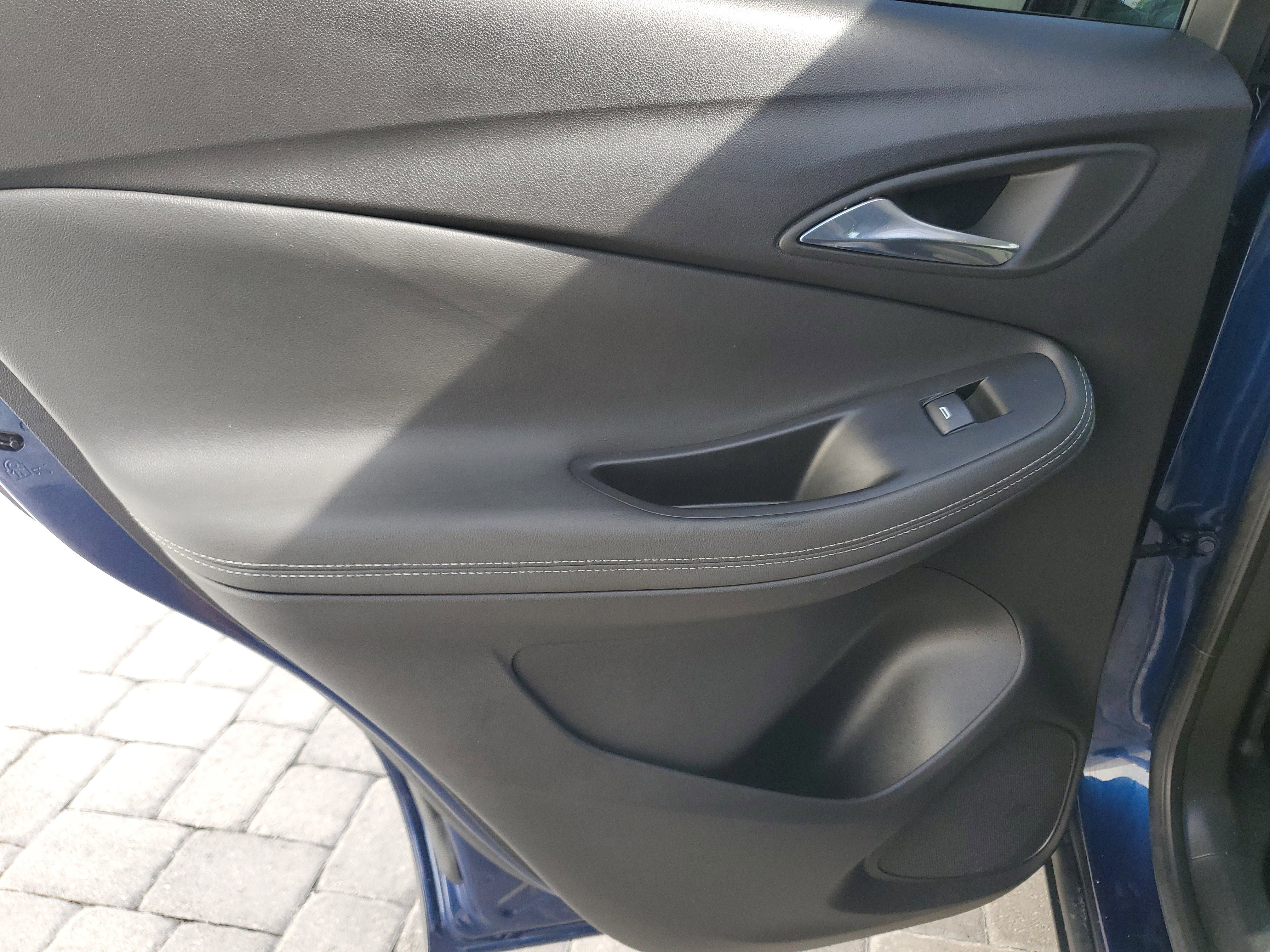 Used 2023 Buick Encore GX Select w/ Safety Package II image 10