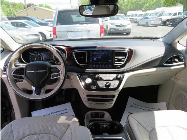Used 2019 Chrysler Pacifica Limited FWD image 26