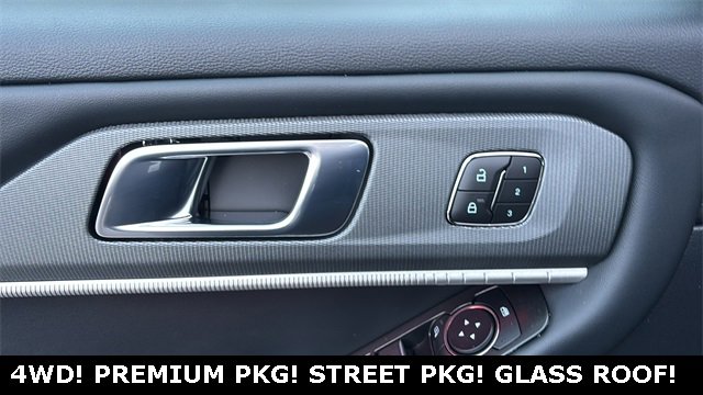 New 2026 Ford Explorer ST-Line w/ ST-Line Street Pack image 8