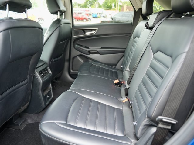 Used 2024 Ford Edge SEL image 11