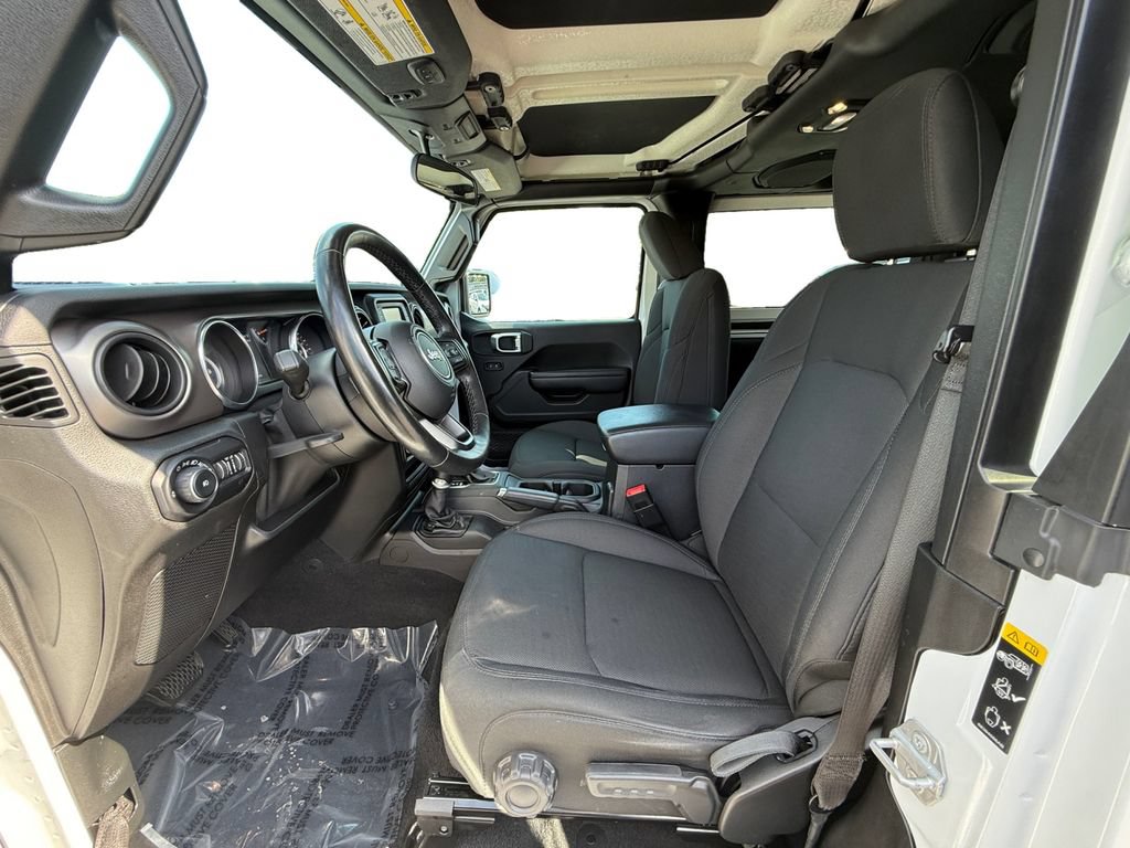 Used 2020 Jeep Wrangler Sport AWD/4WD image 9