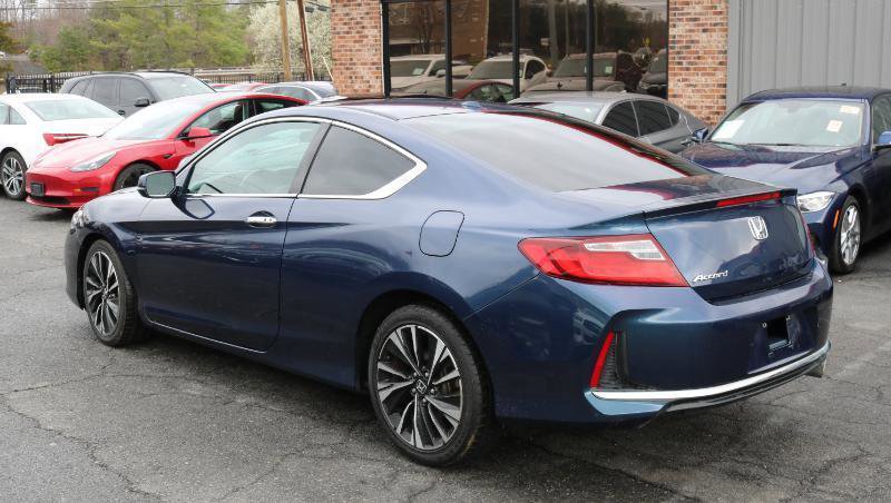 Used 2017 Honda Accord EX image 6