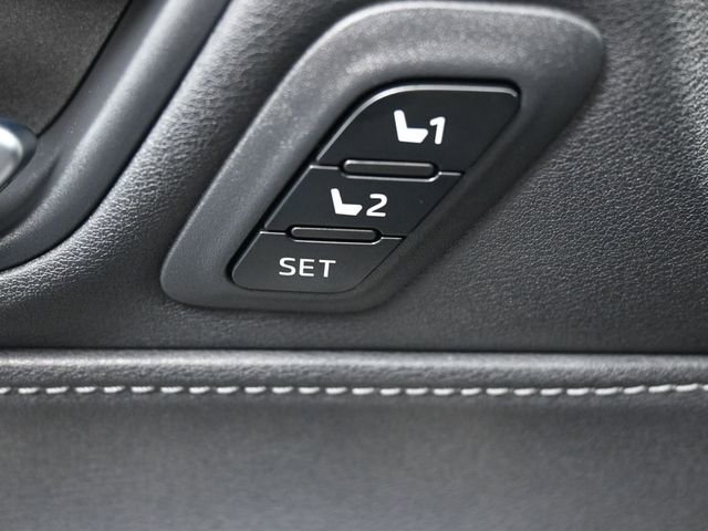 Used 2024 Toyota Venza Nightshade image 21