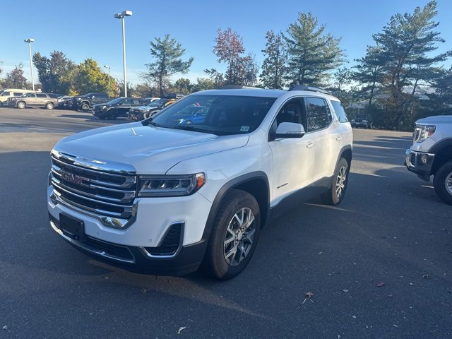 Used 2023 GMC Acadia SLE w/ Driver Convenience Package
