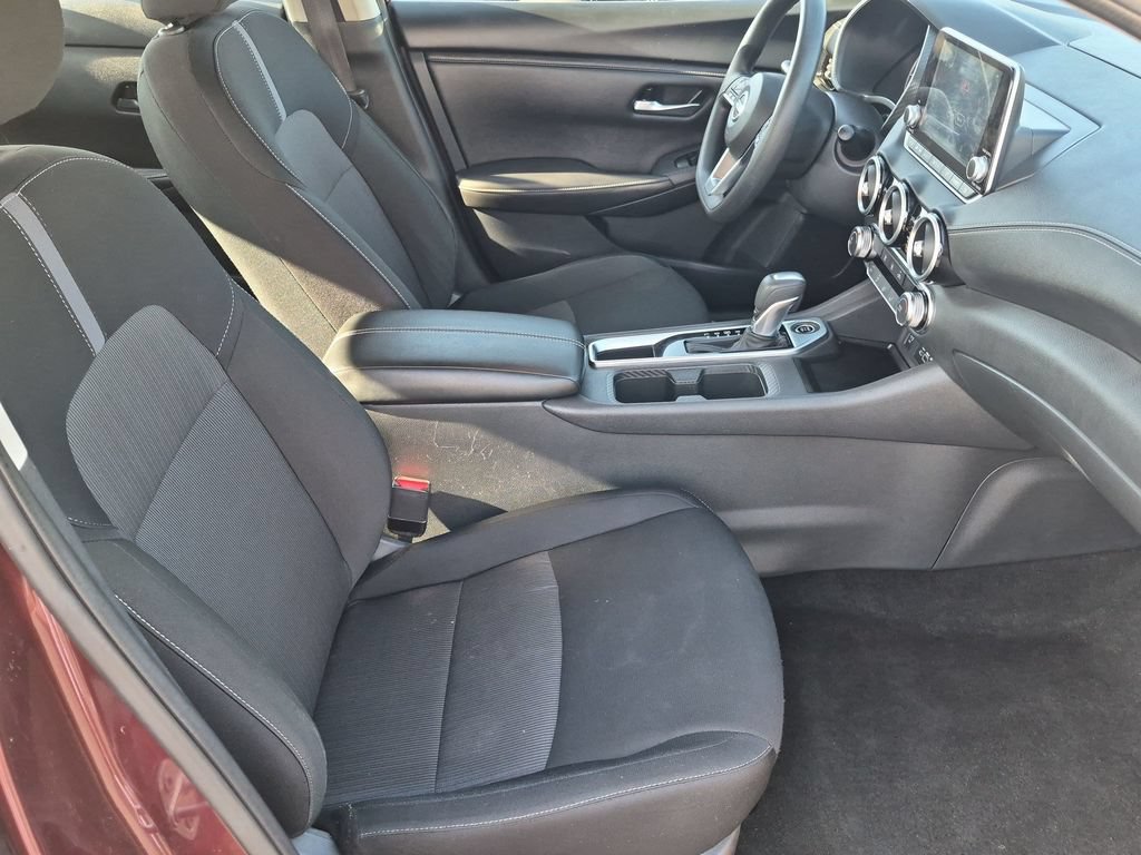 Used 2025 Nissan Sentra SV FWD image 26