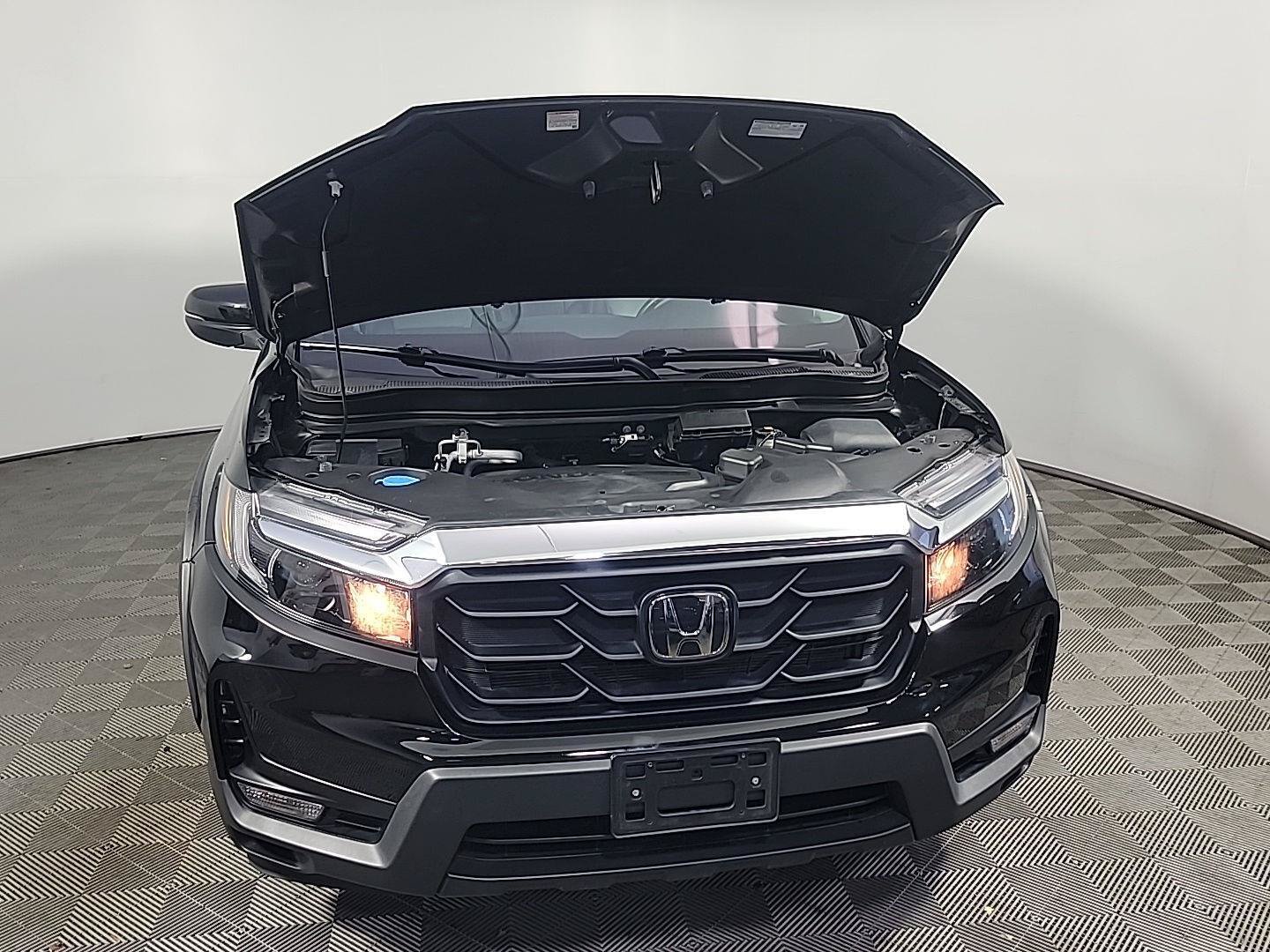 Certified 2023 Honda Ridgeline RTL image 13