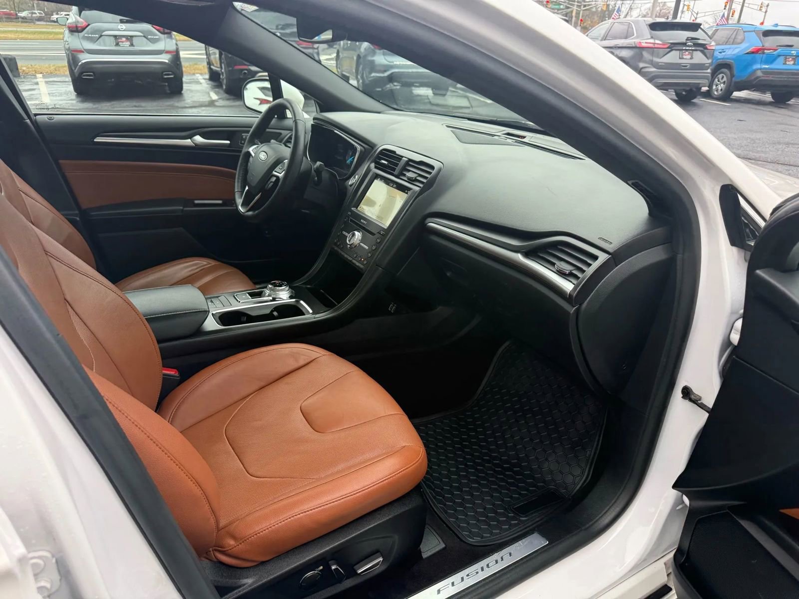 Used 2019 Ford Fusion Energi Titanium image 44