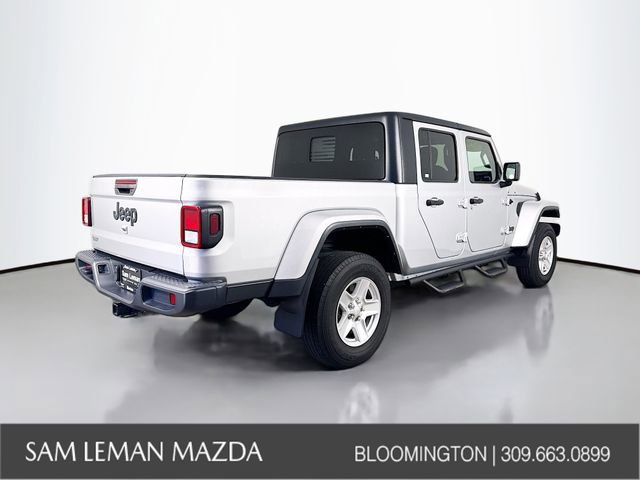 Used 2022 Jeep Gladiator Sport image 7