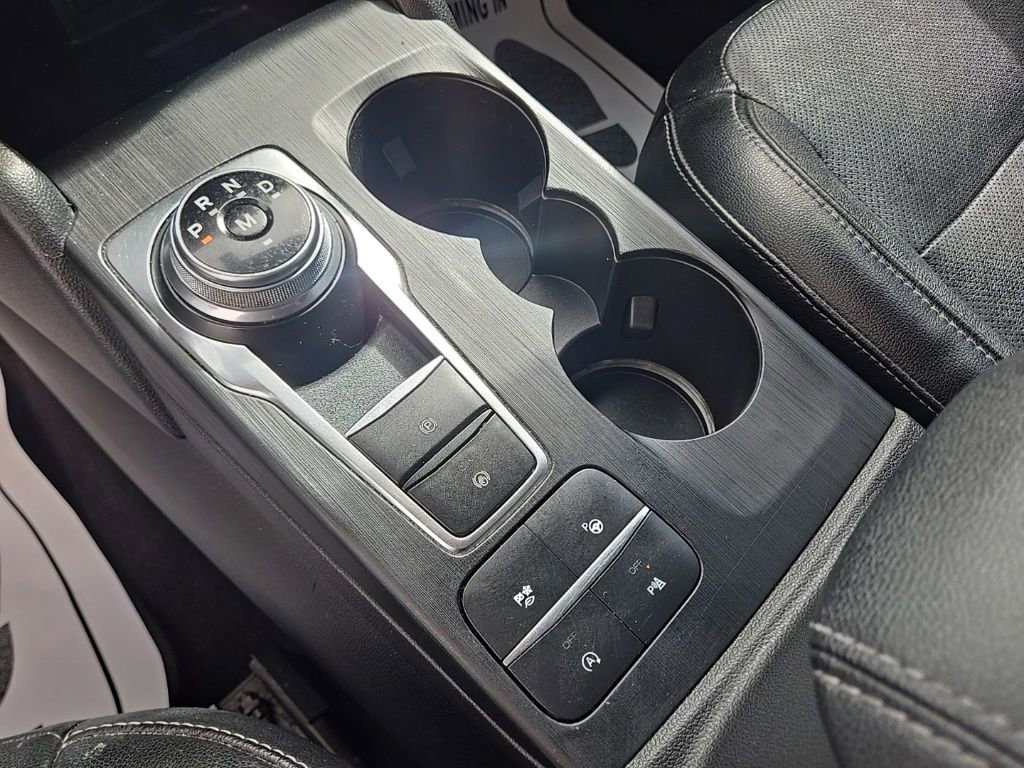 Used 2020 Ford Escape Titanium image 30