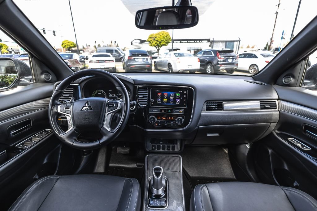 Used 2019 Mitsubishi Outlander SEL image 24