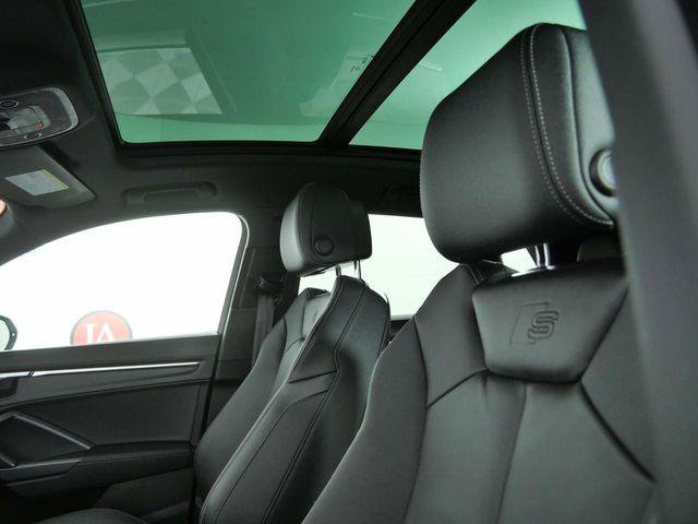 Used 2025 Audi Q3 2.0T Premium w/ Convenience Package AWD/4WD image 18