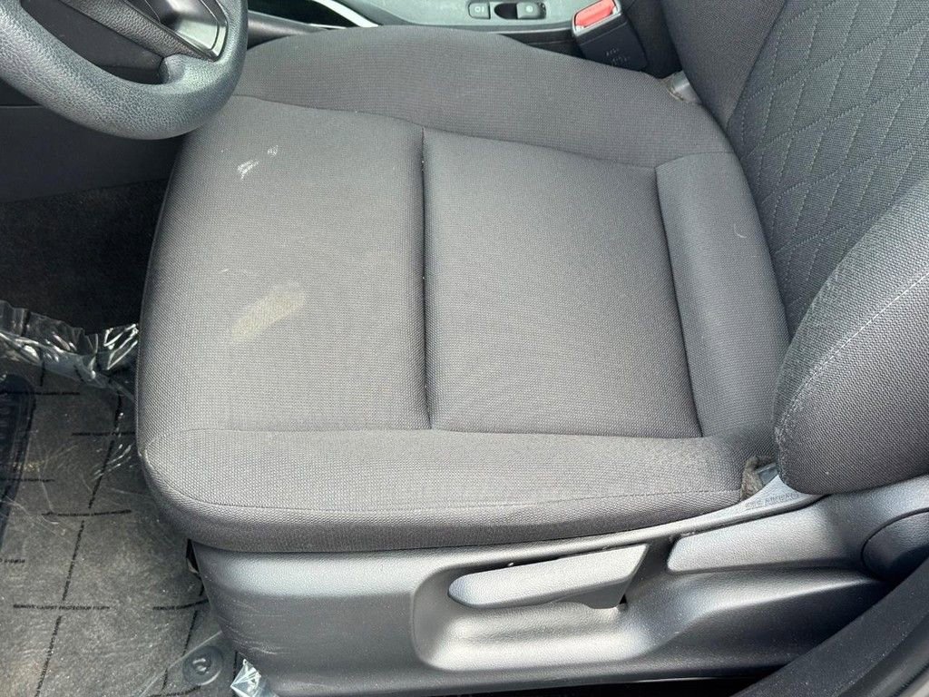 Used 2024 Toyota Corolla LE FWD image 19