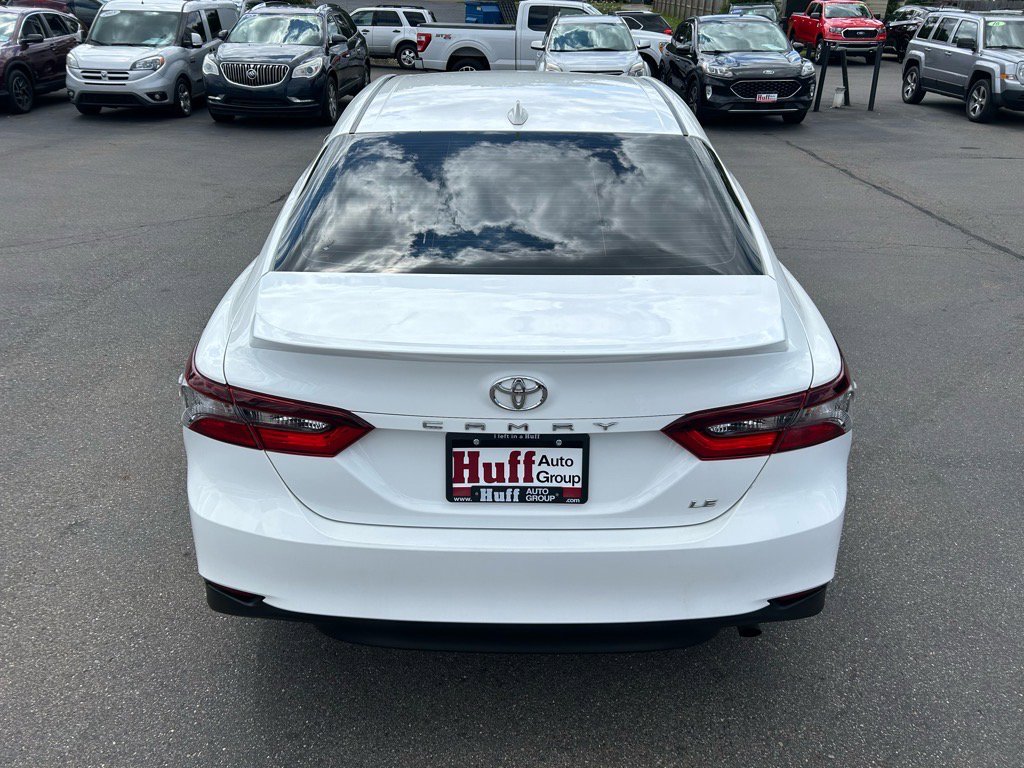 Used 2023 Toyota Camry LE w/ Convenience Package FWD image 7