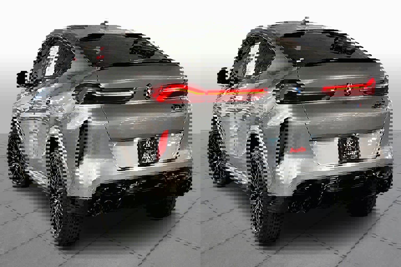 Used 2023 BMW X6 M w/ Competition Package image 12