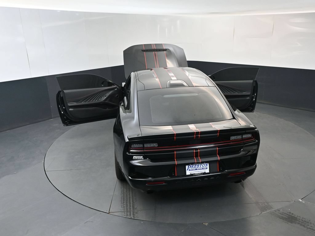 Used 2026 Dodge Charger Scat Pack AWD/4WD image 16