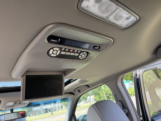 Used 2011 Honda Pilot Touring image 16
