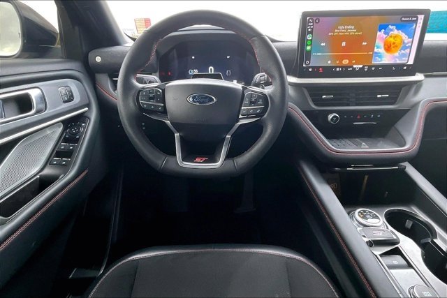 Used 2025 Ford Explorer ST image 8