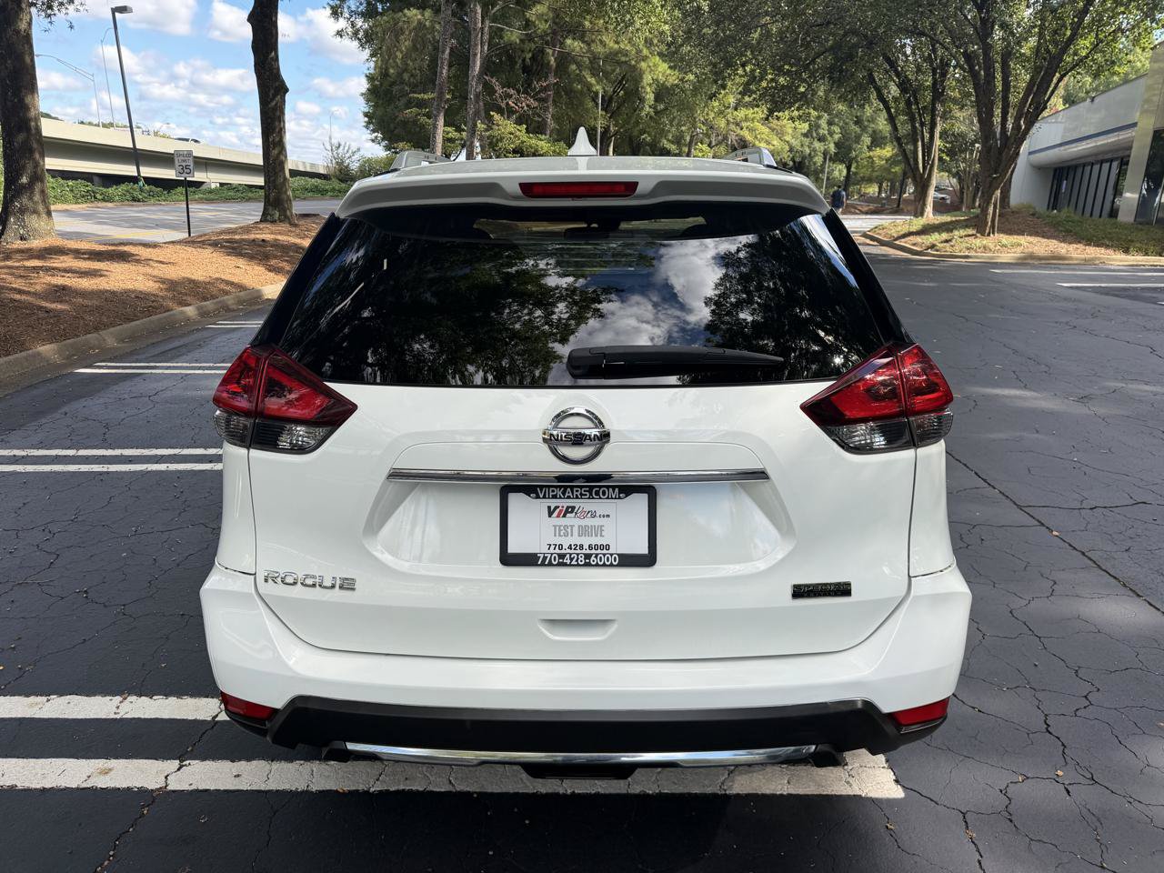 Used 2020 Nissan Rogue S w/ Special Edition Package FWD image 6
