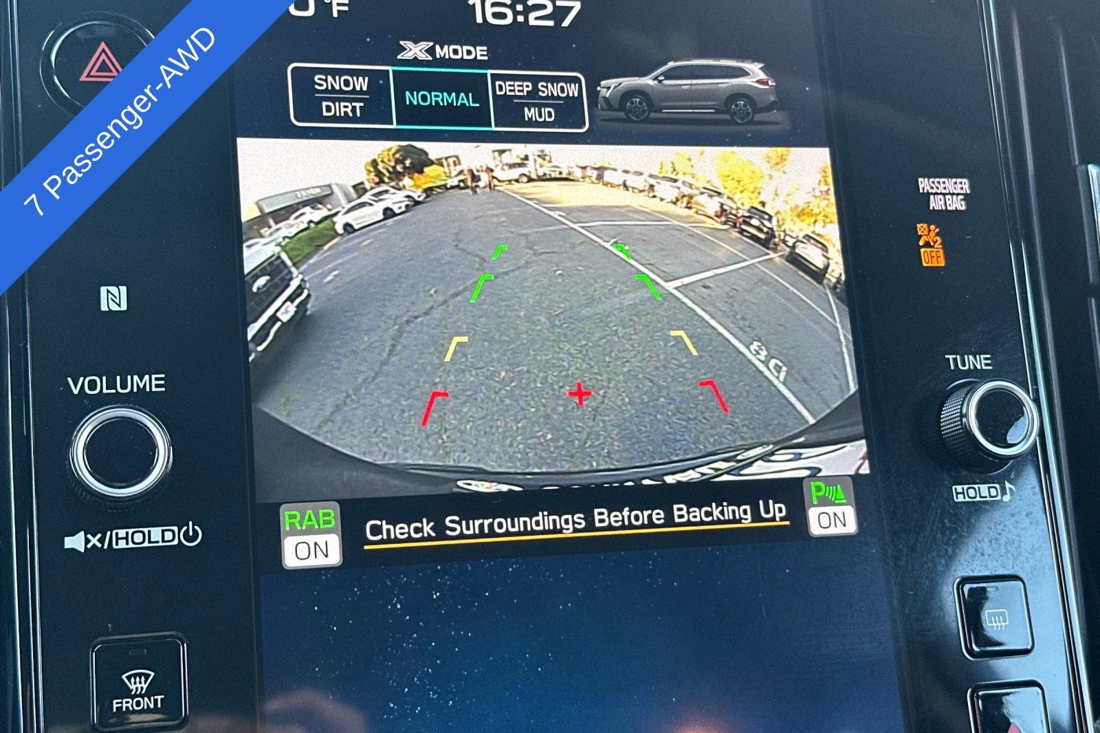 Used 2023 Subaru Ascent Limited image 17