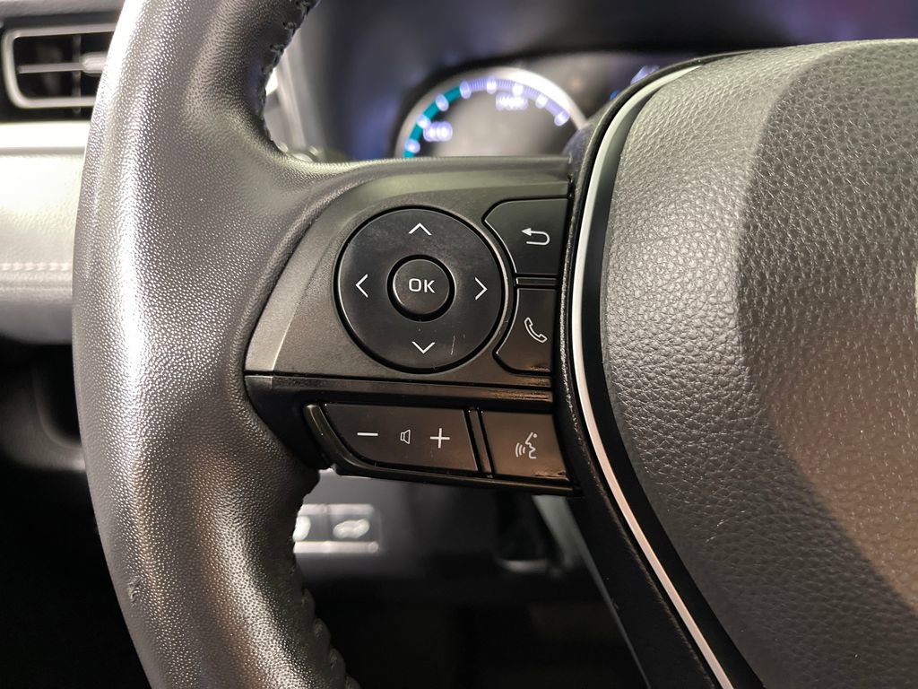 Certified 2021 Toyota RAV4 XLE w/ Convenience Package image 26