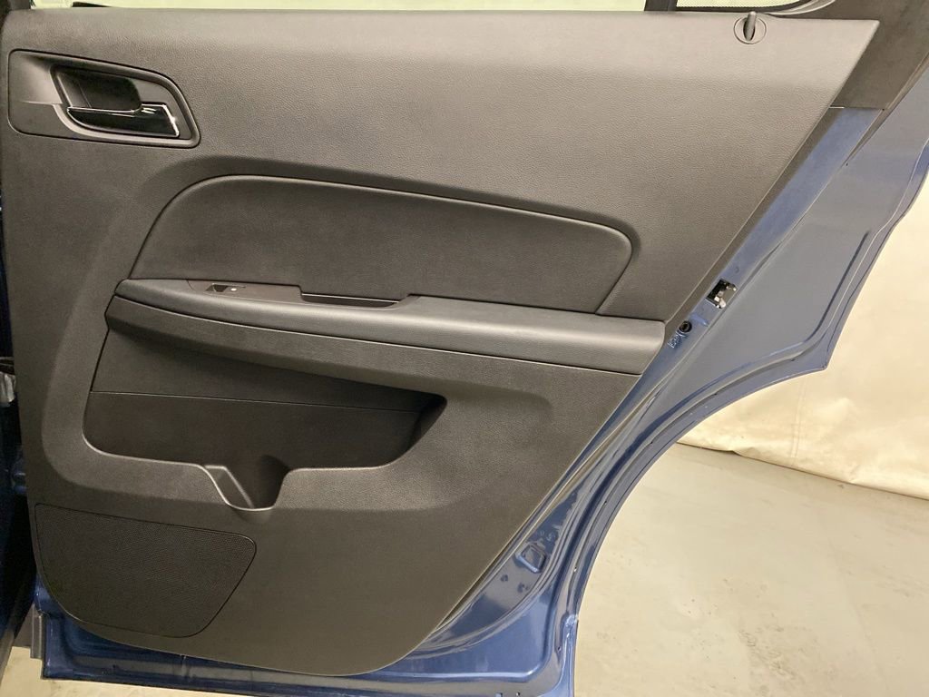 Used 2016 Chevrolet Equinox LT w/ Convenience Package image 13