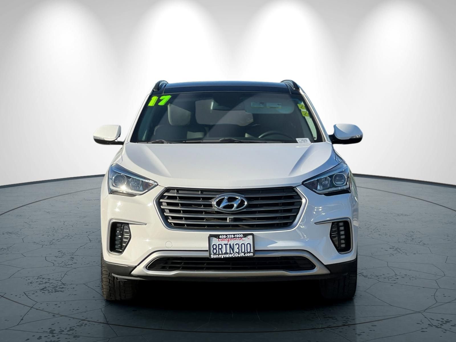 Used 2017 Hyundai Santa Fe SE w/ Cargo Package image 9