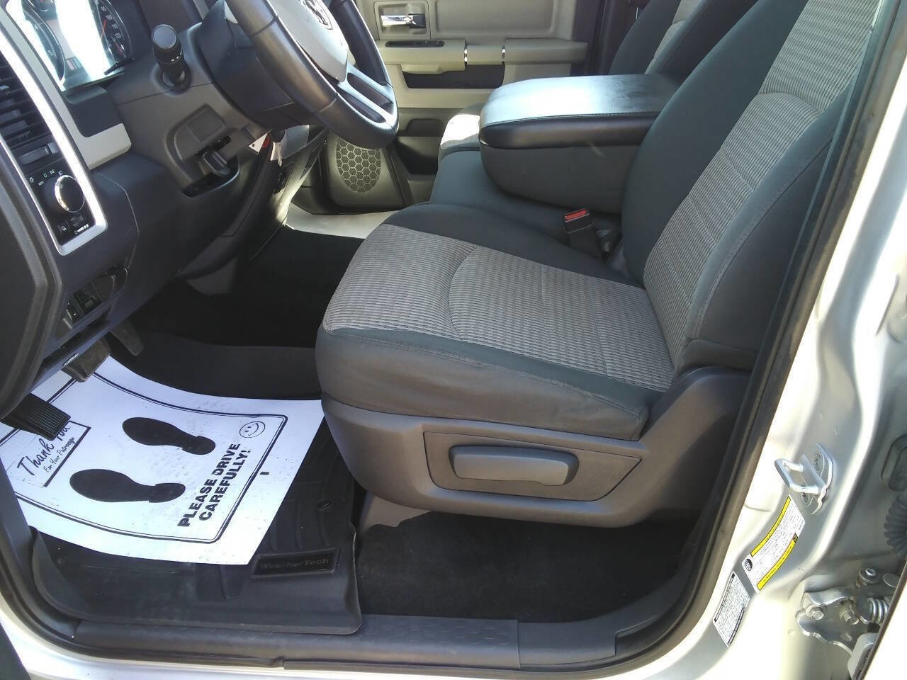 Used 2011 RAM 2500 SLT image 31