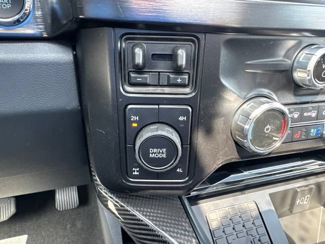 New 2026 Ford F250 Lariat w/ Black Appearance Package AWD/4WD image 42