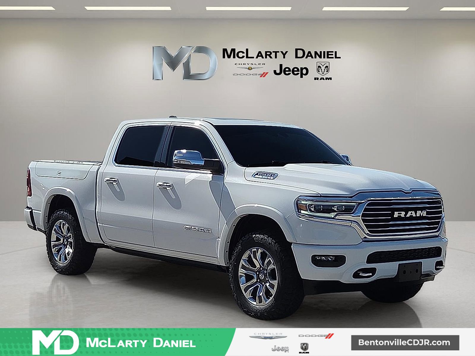 Used 2021 RAM 1500 Limited w/ Body Color Bumper Group image 1