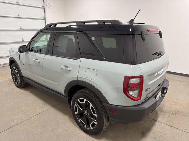 Used 2023 Ford Bronco Sport Outer Banks w/ Tech Package image 6