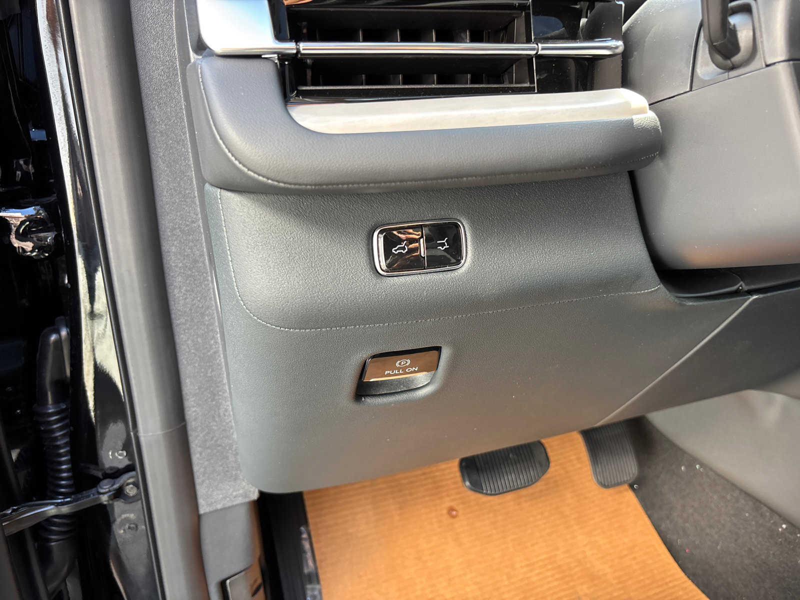 New 2025 Lincoln Navigator Reserve image 13