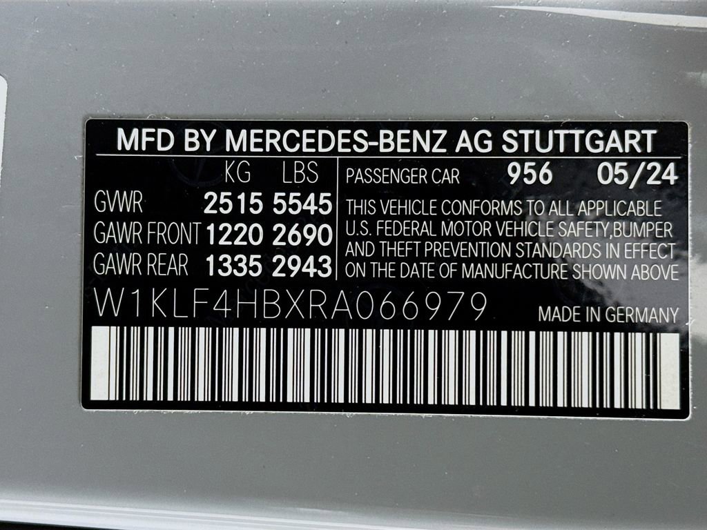 Used 2024 Mercedes-Benz E 350 4MATIC Sedan w/ MBUS Superscreen Package image 33