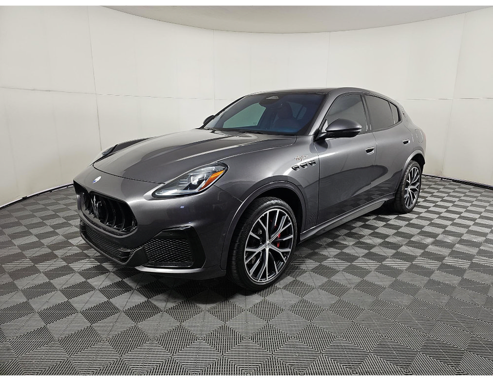 Used 2023 Maserati Grecale Trofeo AWD/4WD image 3