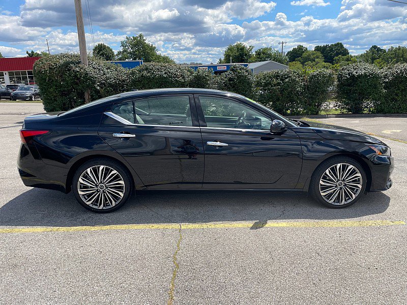 Used 2024 Nissan Altima 2.5 SL image 10