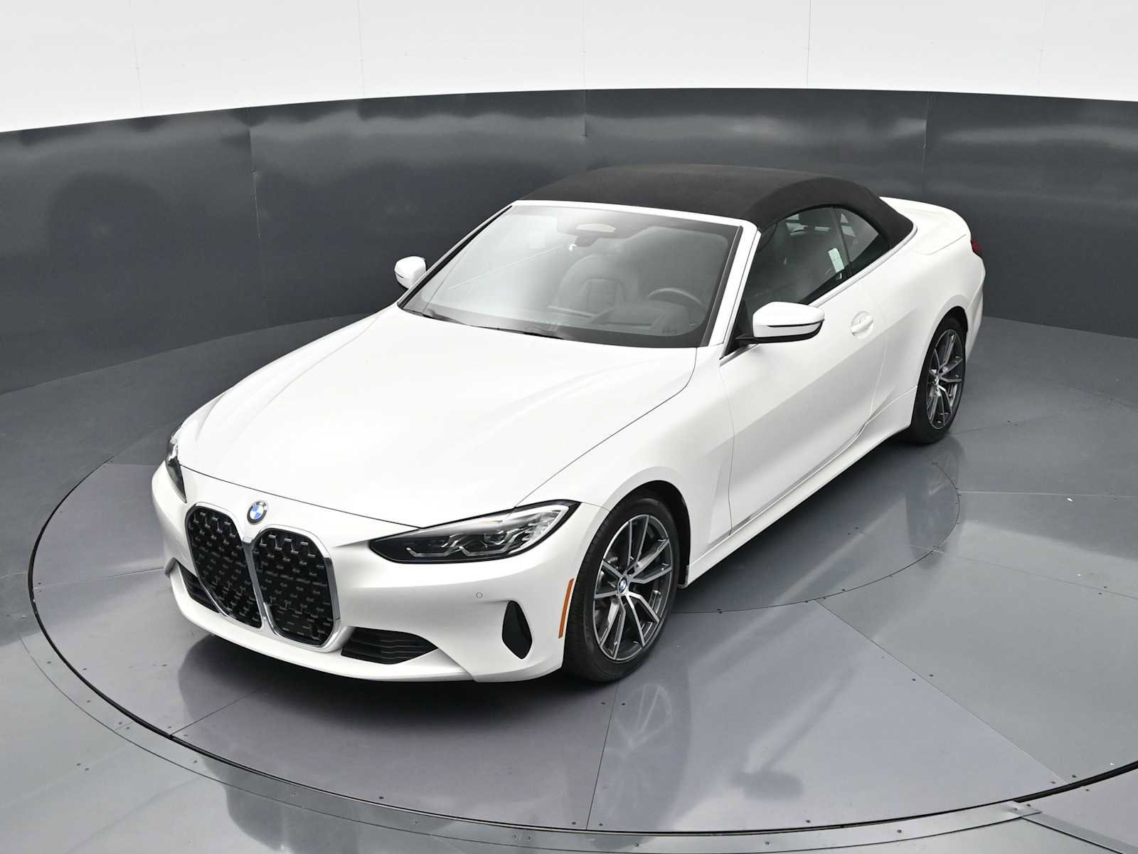 Used 2021 BMW 430i Convertible w/ Premium Package RWD image 16