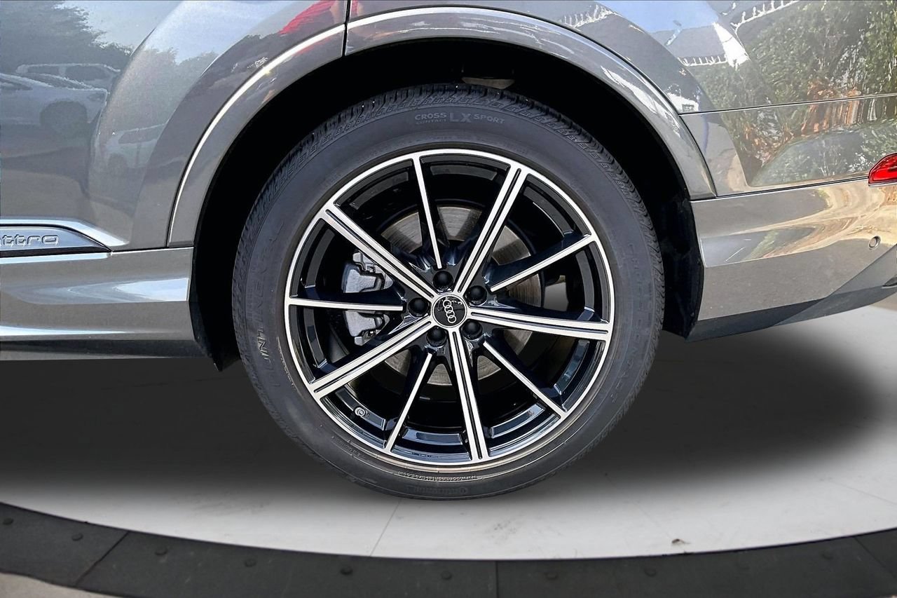 Used 2024 Audi Q7 3.0T Prestige AWD/4WD image 36