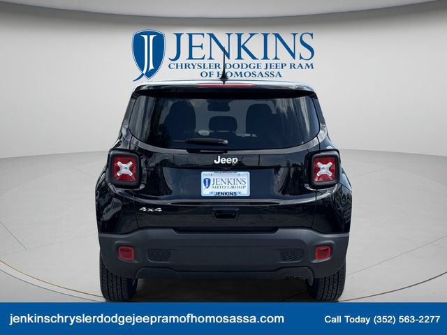 Certified 2023 Jeep Renegade Latitude AWD/4WD image 6