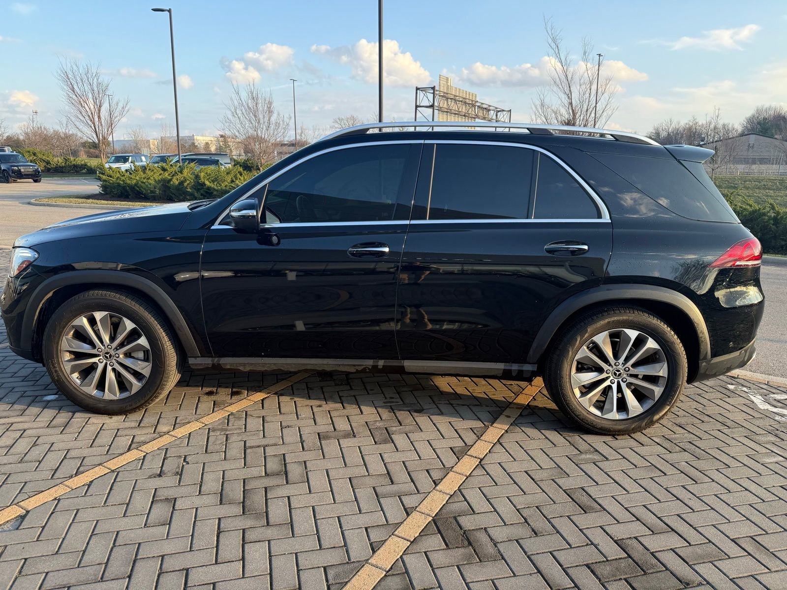 Used 2021 Mercedes-Benz GLE 350 4MATIC image 8