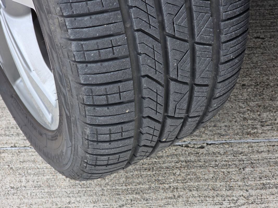 Used 2014 Mercedes-Benz E 250 BlueTEC Sedan image 41