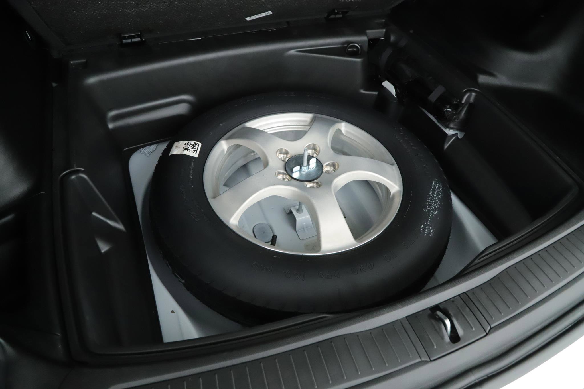 Used 2024 Jeep Grand Cherokee Altitude image 19