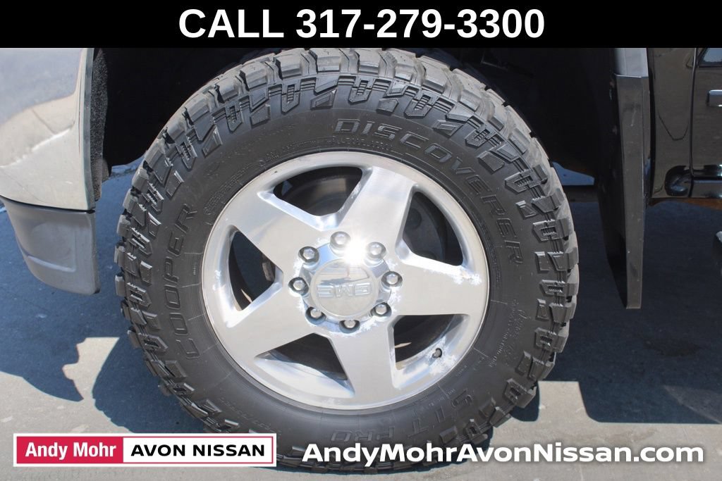 Used 2015 GMC Sierra 2500 SLT w/ Duramax Plus Package AWD/4WD image 11