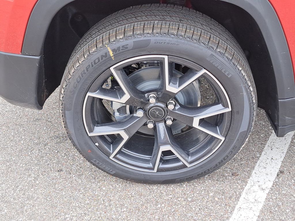 New 2026 Jeep Cherokee Overland w/ Trailer Tow Group image 6