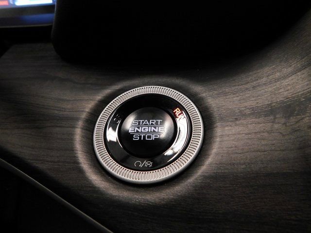 Used 2024 Jeep Grand Cherokee L Limited w/ Luxury Tech Group II image 40