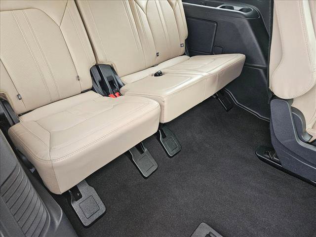 Used 2024 Ford Expedition Limited image 23